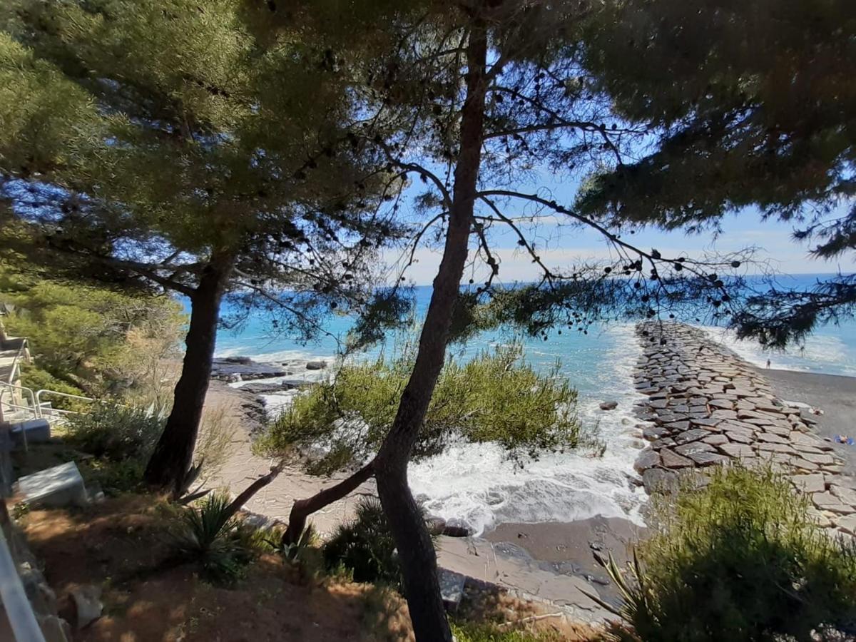 Appartamento Nel Borgo Con Splendida Vista Sul Mare Cervo Exteriör bild