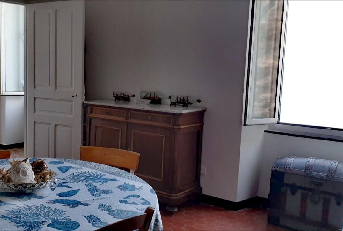 Appartamento Nel Borgo Con Splendida Vista Sul Mare Cervo Exteriör bild